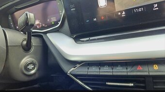 ŠKODA OCTAVIA COMBI - PREDAJ AJ NA SPLÁTKY /ODPOČET DPH❗ - 19