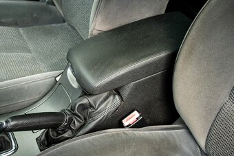 Peugeot 407 SW 1.6 HDi ST Confort FAP - 19