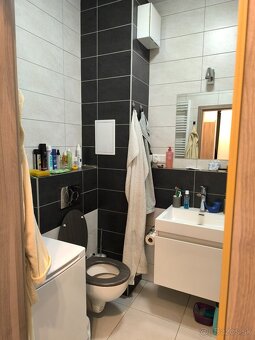 6 ročný moderný štýlový 2 izbový byt 1poschodie - 19