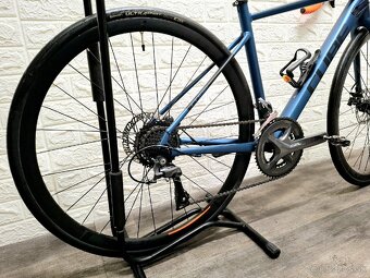 Ponúkam na predaj cestný bicykel Cube Attain 28" - 19