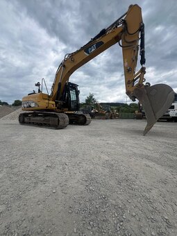 Pásové rýpadlo Caterpillar 319D L/2011 - 19