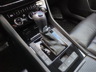Škoda Superb III L&K TSi VIRTUAL CANTON COLUMBUS KAMERA - 19