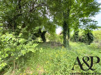 NA PREDAJ 4 IZB. RODINNÝ DOM, POZEMOK 1166M2, KOVÁLOVEC, okr - 19