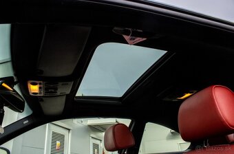 BMW E92 330d xDrive 180kw AT/6 2010 - 19