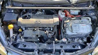 Predaj Toyota Yaris Hybrid Y20 2019 - 19