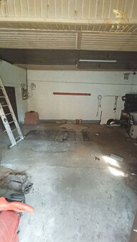 REZERVOVANÉ Rodinný dom s potenciálom neďaleko Zlatých Mora - 19