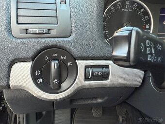Škoda Octavia Combi 2.0 TDI CR Elegance - 19
