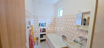 NA PREDAJ 4-izbový rodinný dom v obci Krásno s pozemkom... - 19