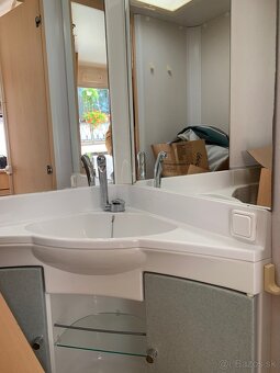 Predám karavan / obytný prives Chateau - 19