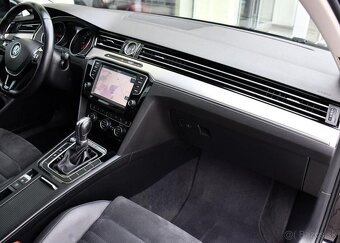 Volkswagen Passat 2.0TDi 140kW 4M HIGHLINE ČR 140 kw - 19