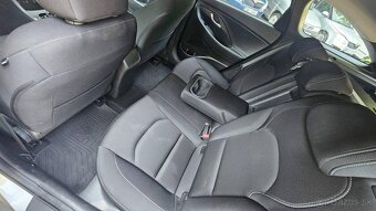 Hyundai I30 kombi 1.4 T-GDI DCT automat STYLE NAVI 98 tkm - 19