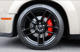 Dodge Challenger 6.4 SRT WideBody / 2023/ 21xxx km / - 19