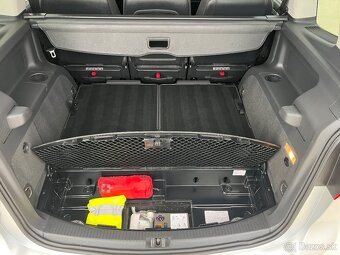 VW Touran 2.0TDI Higline 7miestny - 19