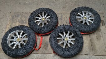 Peugeot 206  hatchback 1.4 benzín r.v.2006 - 19