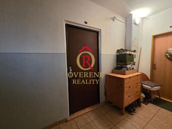 Na predaj veľký 3 izbový byt s komorou a 4 lodžiami v centre - 19