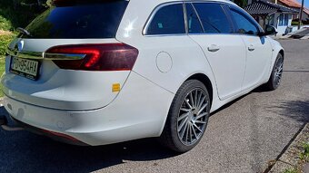 Opel Insignia 2.0 diesel 4×4 automat. - 19