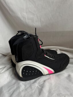 Dainese oblečenie, obuv, prilba AGV K5 - 19