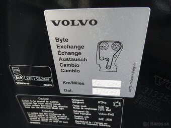 VOLVO XC60 2.0D 4WD - 19