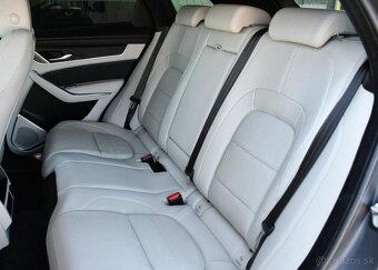 Jaguar F-Pace D200 AWD R-DYNAMIC ZÁRUKA PANO 150 kw - 19