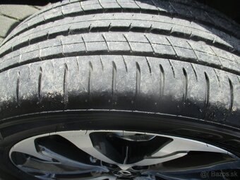 TOYOTA COROLLA CROSS AC STYLE TECH 2,0 HEV 4x4 DPH - 19