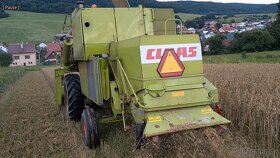 Claas compact 30 s drvičom slamy - 19