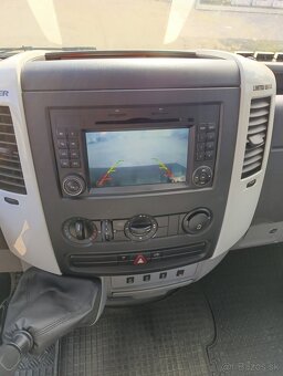 Mercedes Sprinter 315 CDI odťahový špeciál - 19