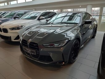 BMW M4 COMPETITION X Drive - 19