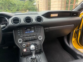 Ford Mustang Coupé 224kw Automat - 19