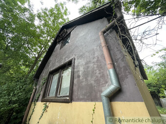 Viničný domček obklopený prírodou neďaleko Nitry, v obci B - 19
