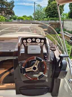 Predám Motorový čln Galia 630 sundeck s Honda BF200 - 19