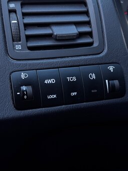 Hyundai Tucson 2.0 4x4, 1 Majiteľ, SK pôvod, 125 tis. km - 19