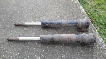 Náhradne diely - 19