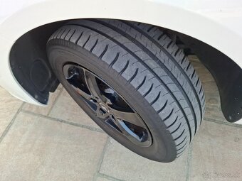 caddy 2.0 tdi 5 miest - 19