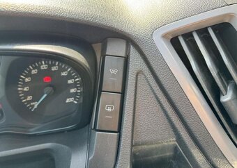 Ford Transit 2.0 TDCI MINIBUS 9MÍST nafta manuál 96 kw1 - 19