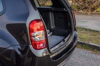 Dacia Duster 1.2 TCe 4x2 Arctica - 19