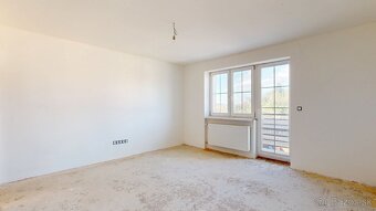 Kompletne zrekonštruovaný 6 izbový rodinný dom, 2x kúpeľňa - 19