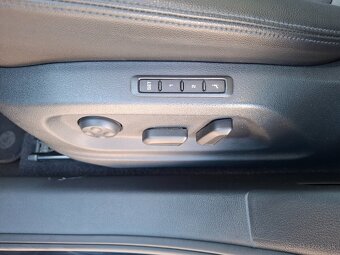 VW Sharan  2.0tdi 110kw.   90 000km - 19