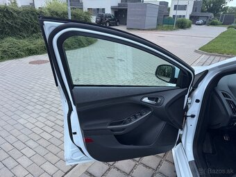 Ford Focus 1.5 EcoBoost ST-Line - 19