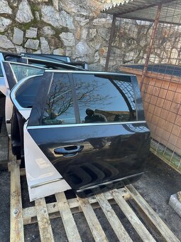 Dvere na autá zn. Volkswagen a Škoda - 19