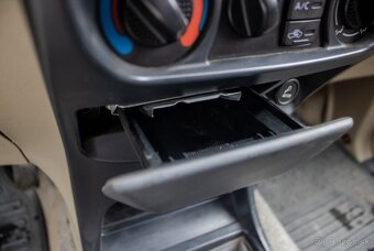 Nissan Terrano II 2.7 tdi Sport - 19