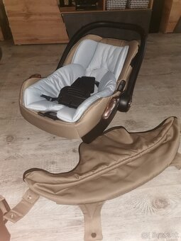 Kočiar Junama Space trojkombinácia + isofix základňa - 19