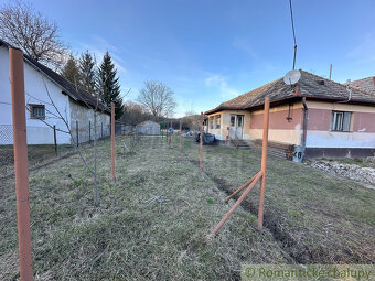 Dom s veľkou záhradou v malej dedinke Rašice - 19