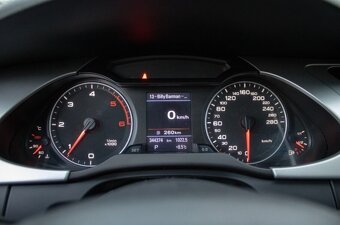 AUDI A4 AVANT 2.0 TDI AUTOMAT - 19
