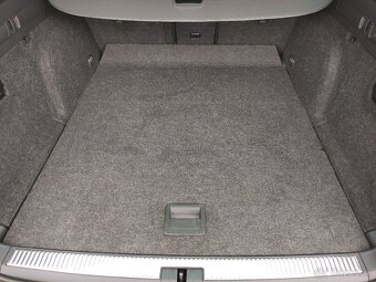 Škoda Superb III DSG SPORTLINE VIRTUAL CANTON KAMERA TAŽNÉ - 19
