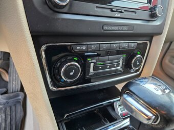 Škoda Superb 2.0 TDI, DSG - 19