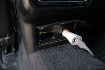 Volkswagen Passat Variant 2.0 TDI Highline DSG - 19