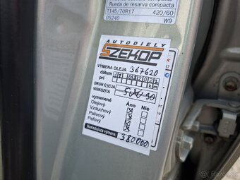 Toyota Avensis Combi 2.2 D-4D Lux - 19