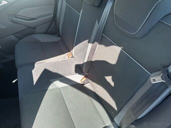 Ford Focus 2.0 TDCi - 19