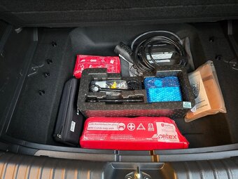 Kia Niro EV 64 kWh 12/2022 Fabrická Záruka, Tepelné čerpadlo - 19