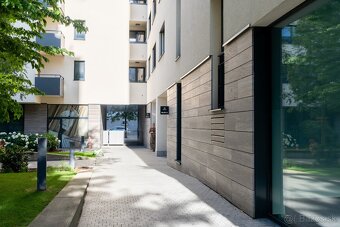 Nadštandardný 2-izbový byt Blumental Rezidencia Corwin - 19